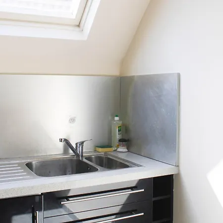 Duplex Near St Lazare Apartment *