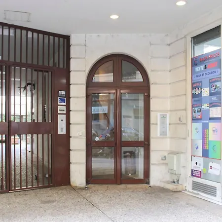 Duplex Near St Lazare Apartment Asnieres-sur-Seine