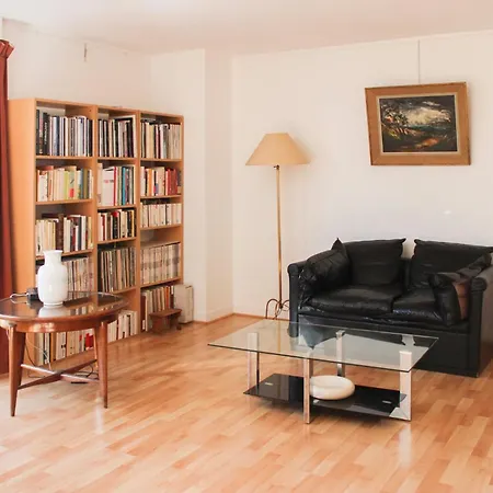 Duplex Near St Lazare Apartment Asnieres-sur-Seine