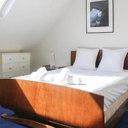 Duplex Near St Lazare Apartment Asnieres-sur-Seine